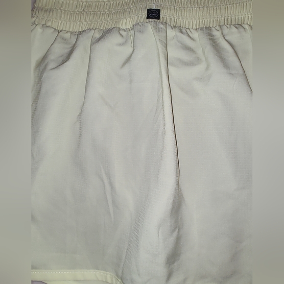 Prana Women's Peak to Pavement Yellow Skort Size Small - Picture 11 of 12